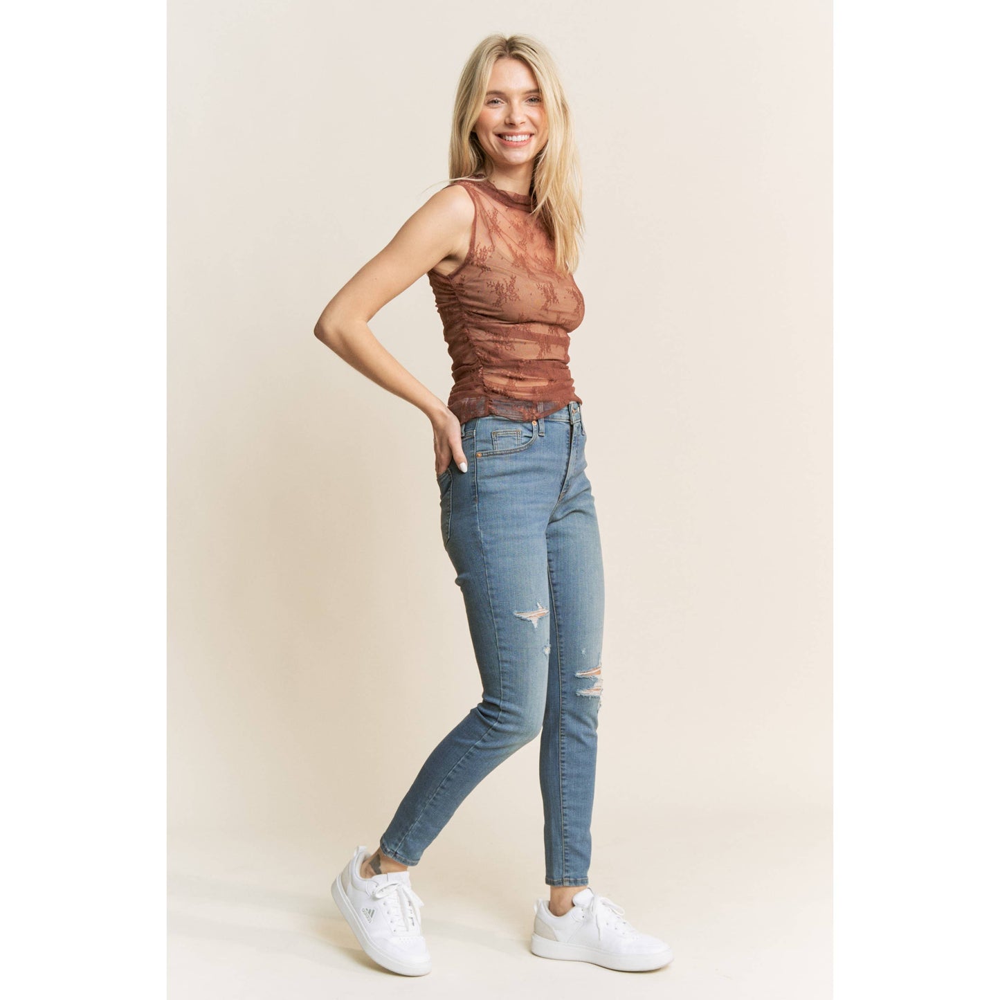 MESH LACE SLEEVELESS TOP