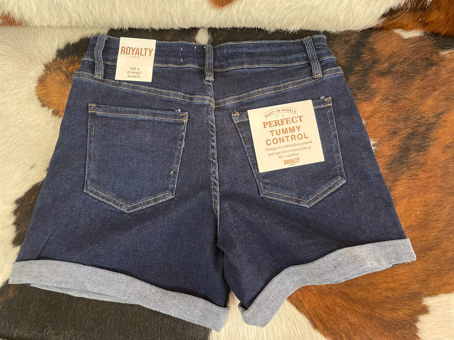 Whitney Shorts Dark Wash