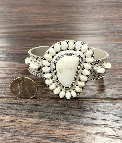 Very-Big Western White Turquoise Cuff Bracelet