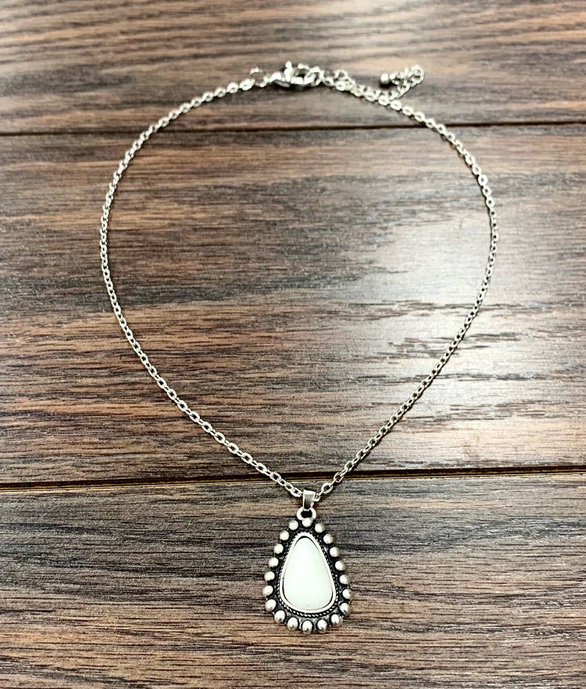 16" White Turquoise Necklace