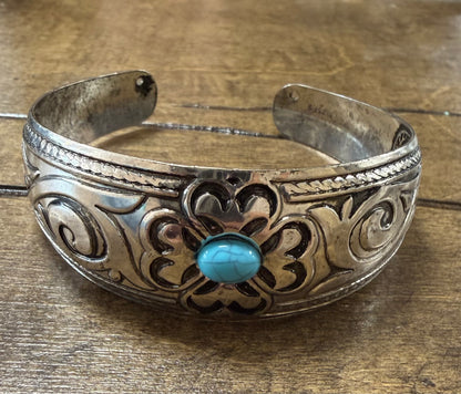 Flower bracelet