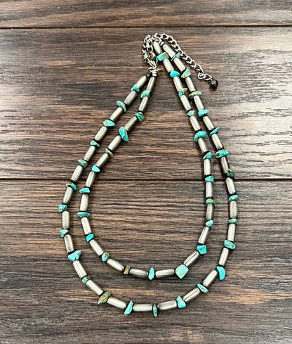 Cylindrical Western Bead Necklace